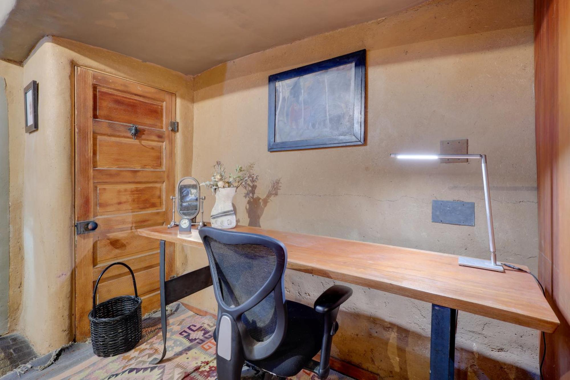 Adobe Studio 2 Blocks To Downtown Santa Fe Plaza! 外观 照片